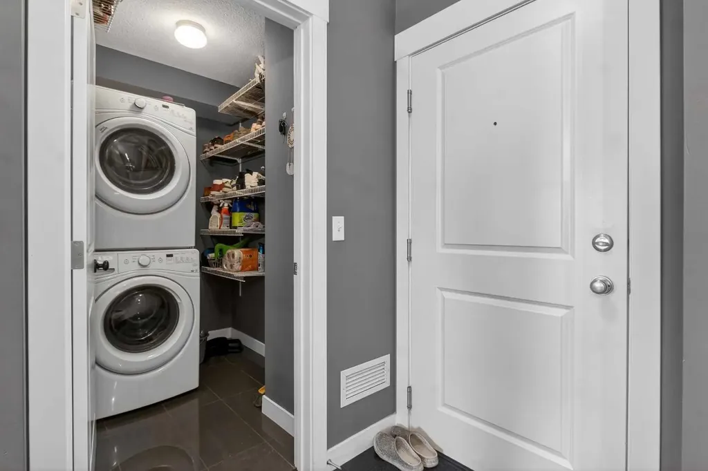302 Skyview Ranch Drive NE Calgary AB T3N 0P5
