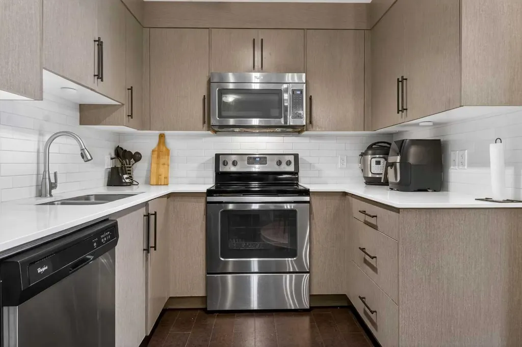 302 Skyview Ranch Drive NE Calgary AB T3N 0P5
