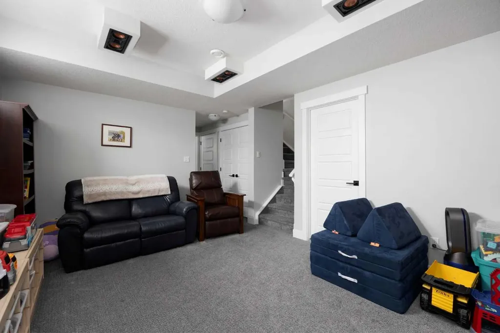 129 Rumpel Place Fort Mcmurray AB T9J 1H8