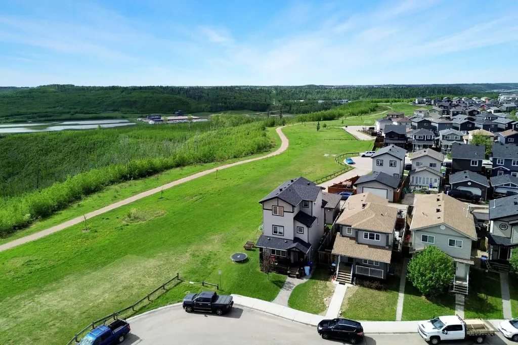 129 Rumpel Place Fort Mcmurray AB T9J 1H8
