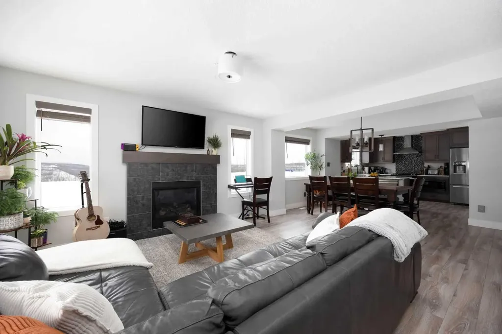 129 Rumpel Place Fort Mcmurray AB T9J 1H8