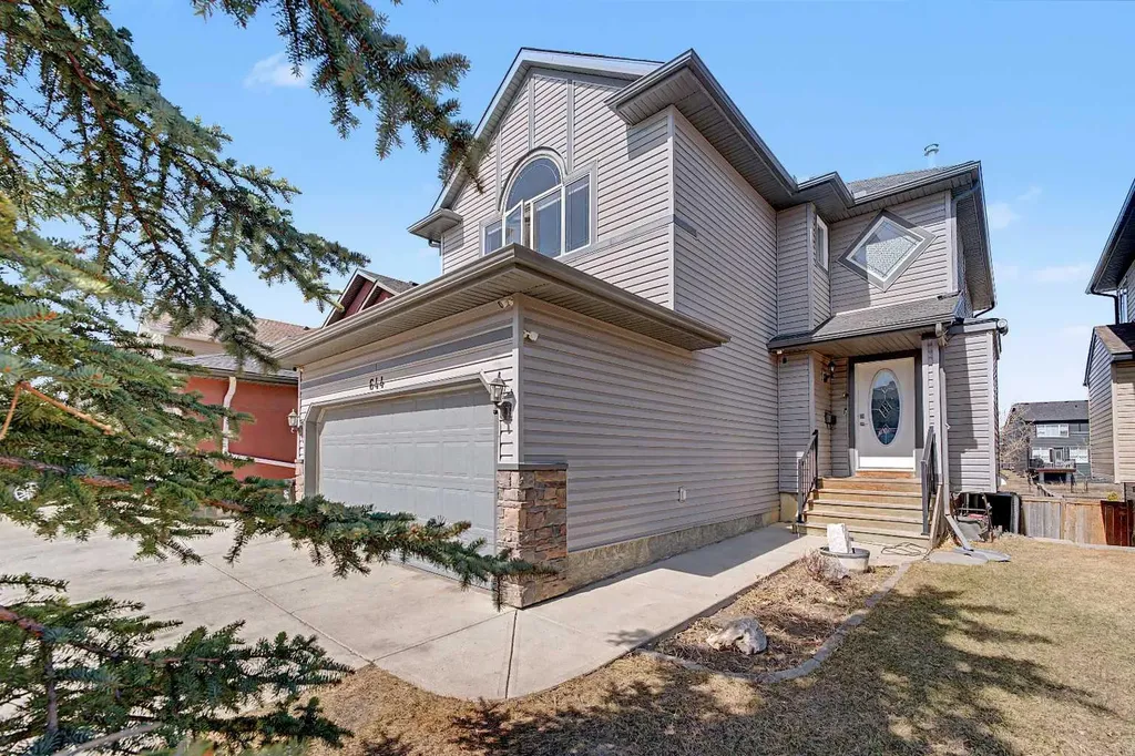 644 Luxstone Landing SW Airdrie AB T4B 3L2
