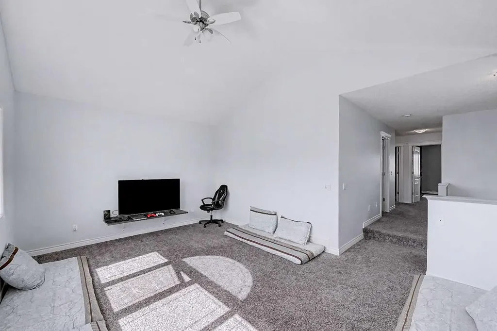 644 Luxstone Landing SW Airdrie AB T4B 3L2