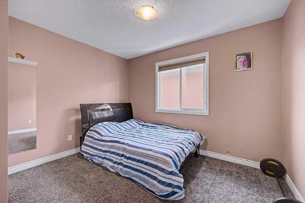 644 Luxstone Landing SW Airdrie AB T4B 3L2
