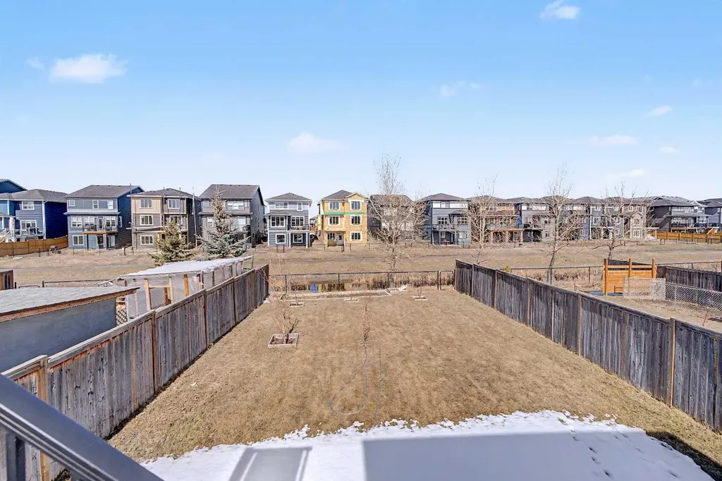 644 Luxstone Landing SW Airdrie AB T4B 3L2
