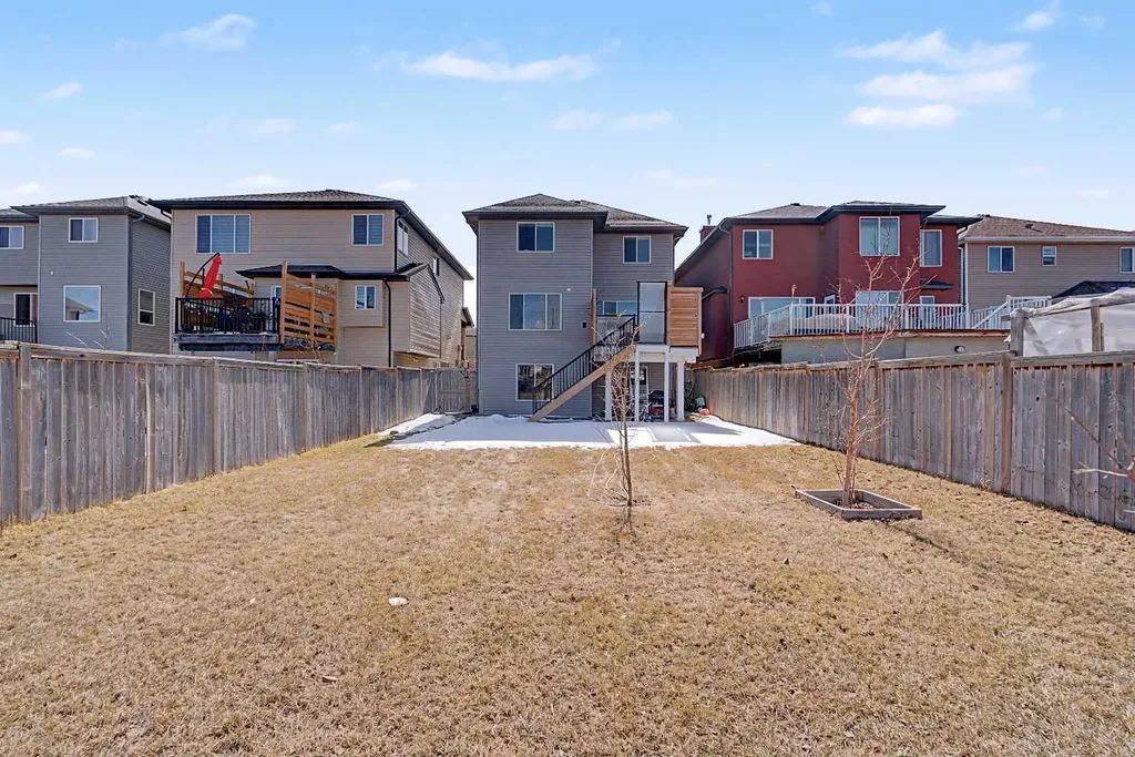 644 Luxstone Landing SW Airdrie AB T4B 3L2