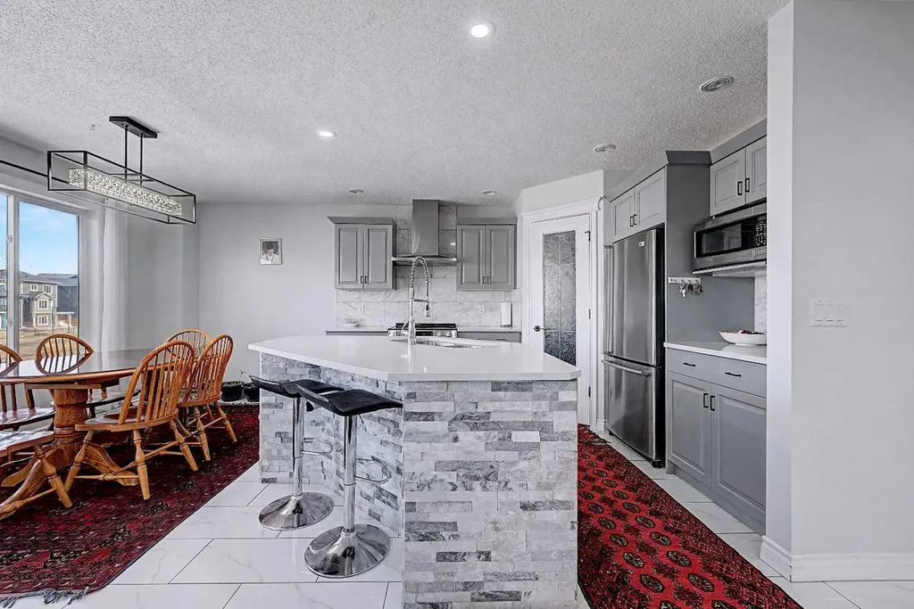 644 Luxstone Landing SW Airdrie AB T4B 3L2