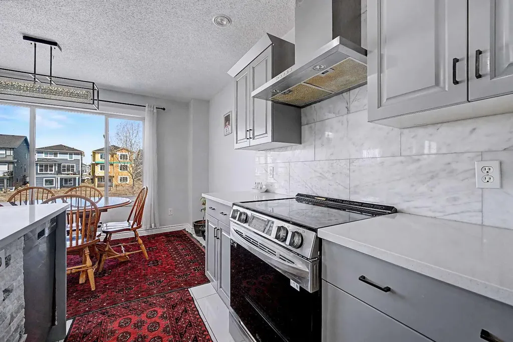 644 Luxstone Landing SW Airdrie AB T4B 3L2