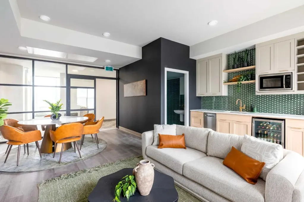 3107 Warren Street NW Calgary AB T3B 6N7