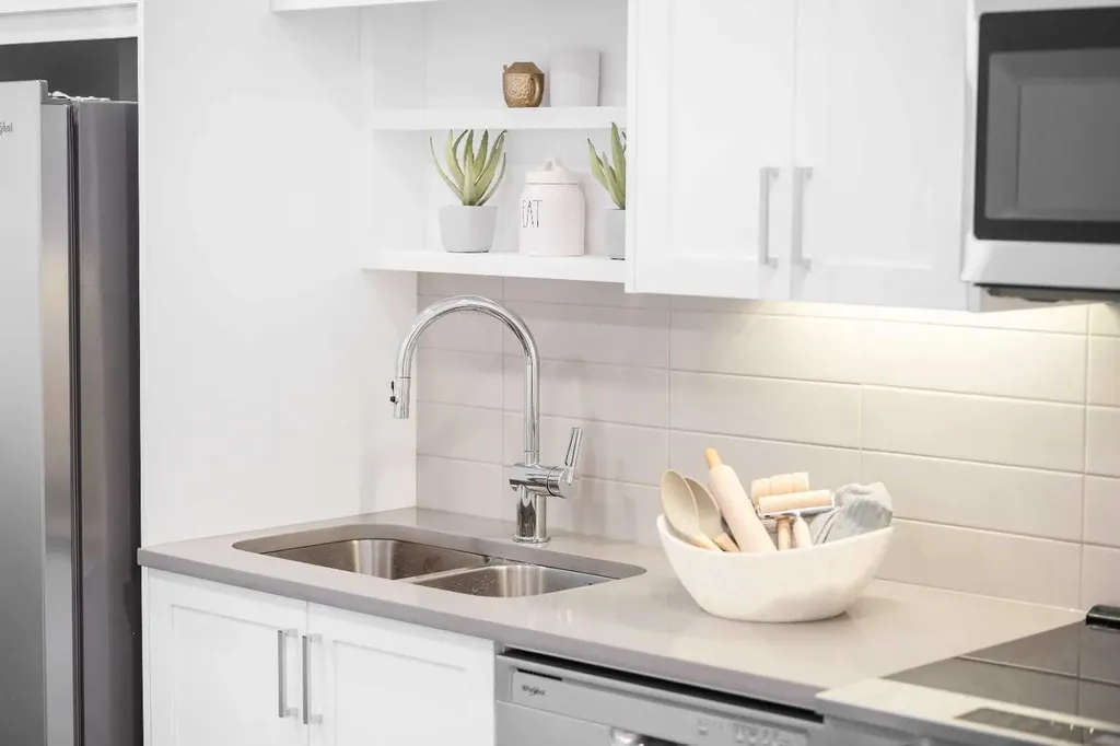 3107 Warren Street NW Calgary AB T3B 6N7