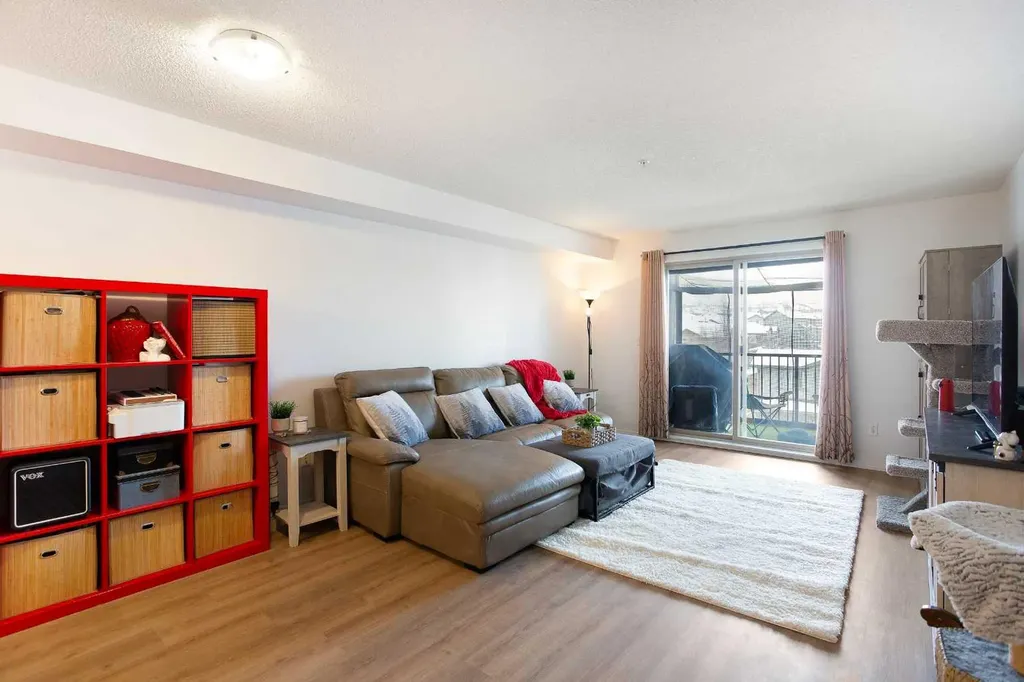 60 Panatella Street NW Calgary AB T3K 0M4
