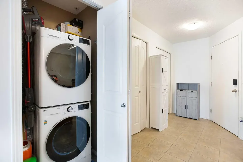 60 Panatella Street NW Calgary AB T3K 0M4