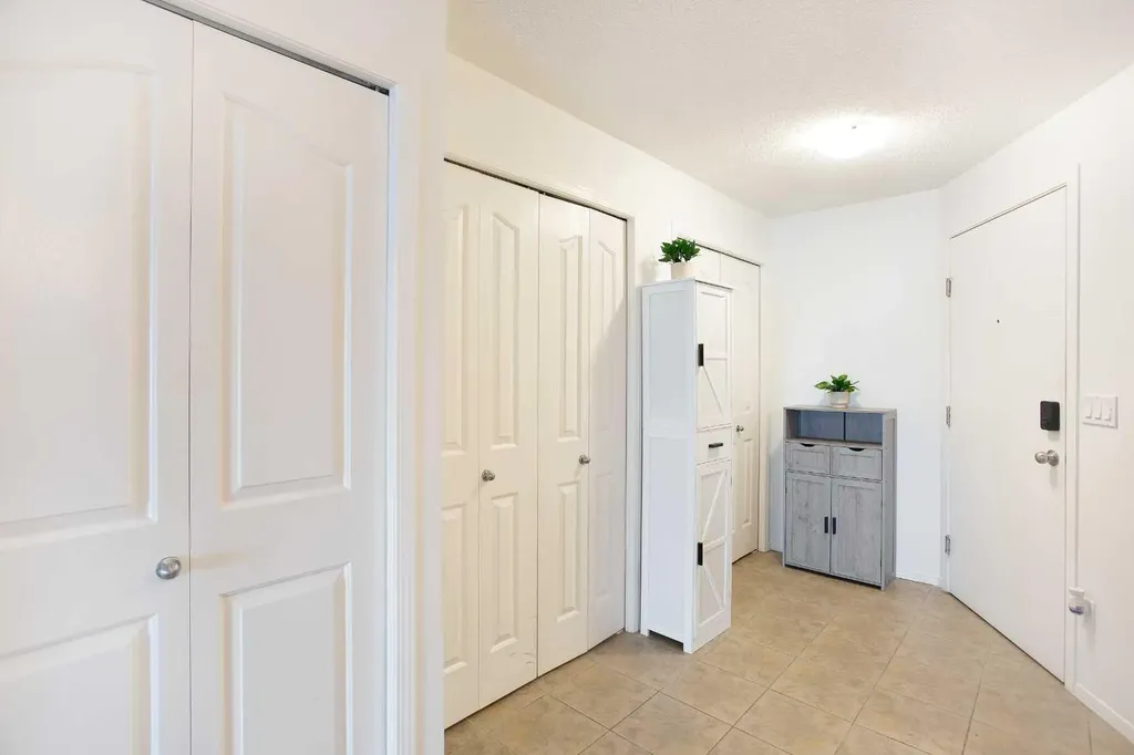 60 Panatella Street NW Calgary AB T3K 0M4