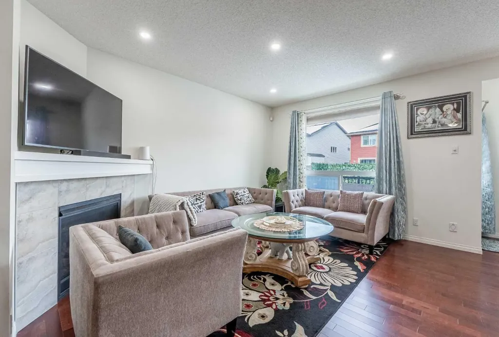 482 Skyview Ranch Way NE Calgary AB T3N 0H2