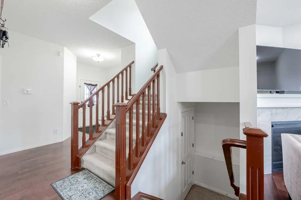482 Skyview Ranch Way NE Calgary AB T3N 0H2