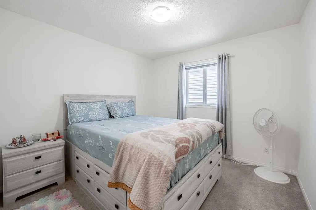 482 Skyview Ranch Way NE Calgary AB T3N 0H2