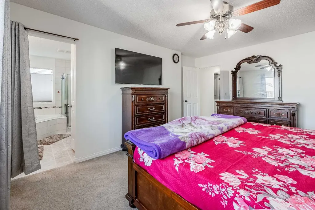 482 Skyview Ranch Way NE Calgary AB T3N 0H2