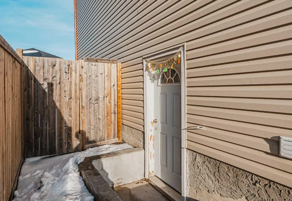 482 Skyview Ranch Way NE Calgary AB T3N 0H2