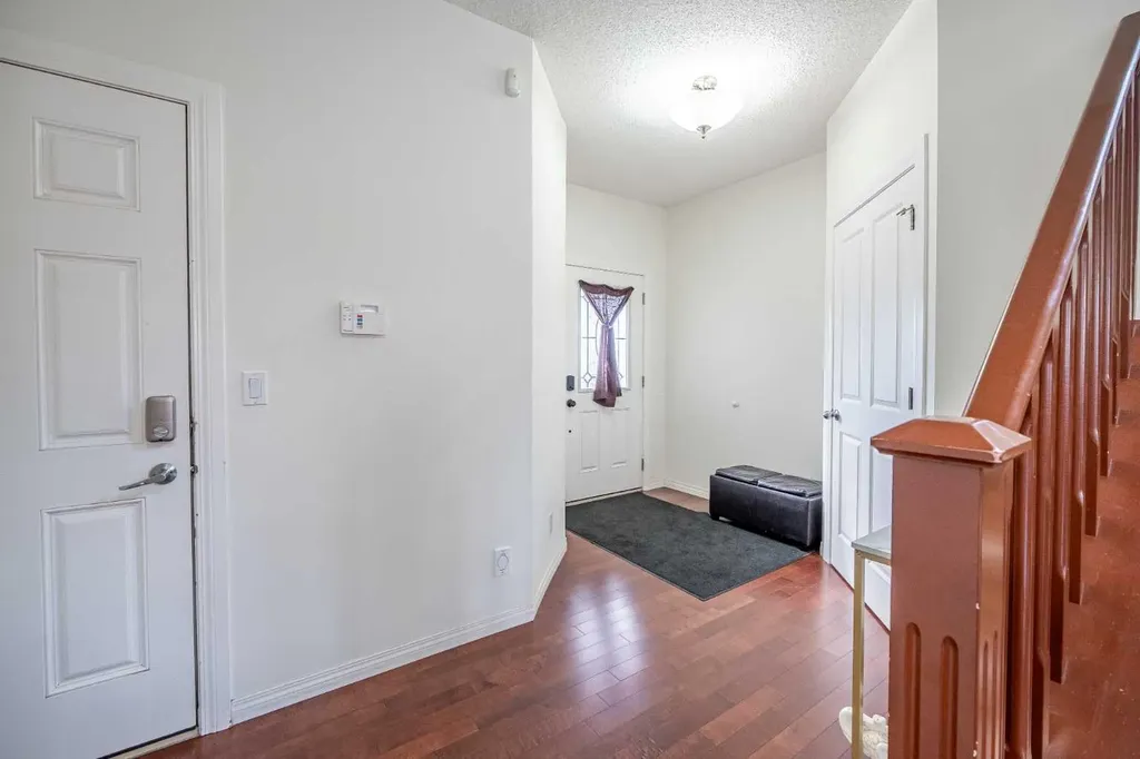 482 Skyview Ranch Way NE Calgary AB T3N 0H2