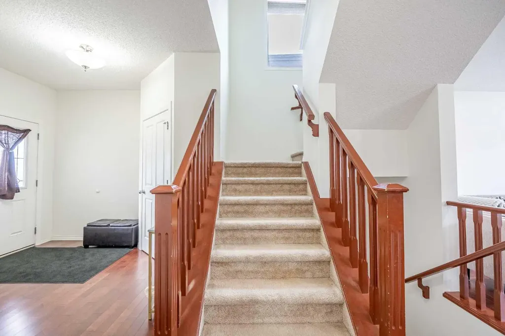 482 Skyview Ranch Way NE Calgary AB T3N 0H2