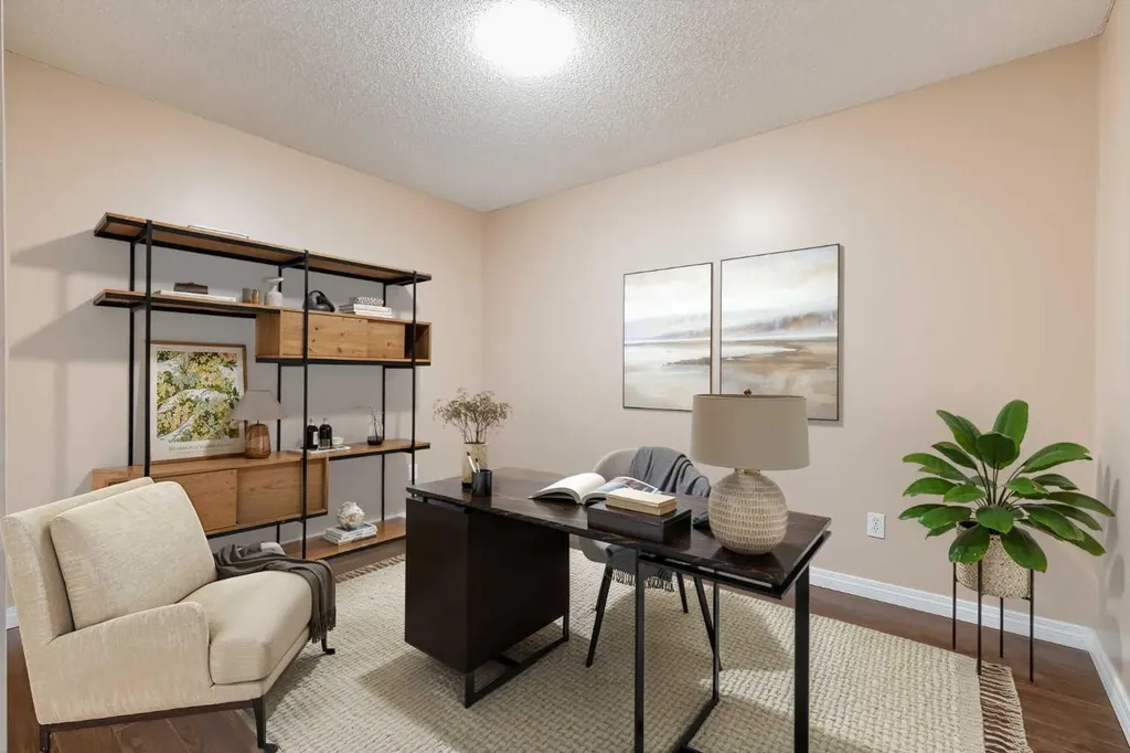1717 60 Street SE Calgary AB T2A 7Y7