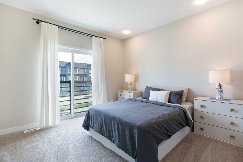 380 Belmont Avenue SW Calgary AB T2X 4H8