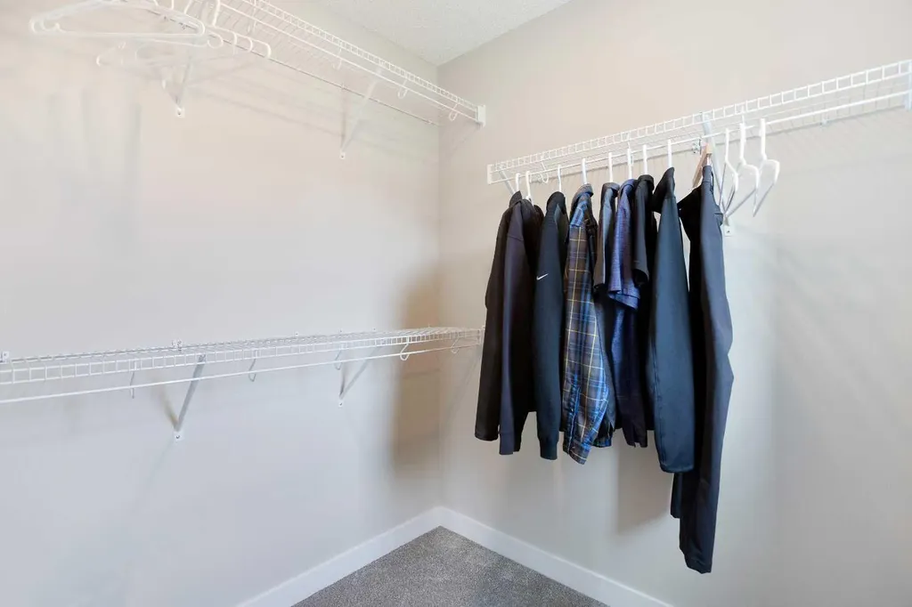 380 Belmont Avenue SW Calgary AB T2X 4H8