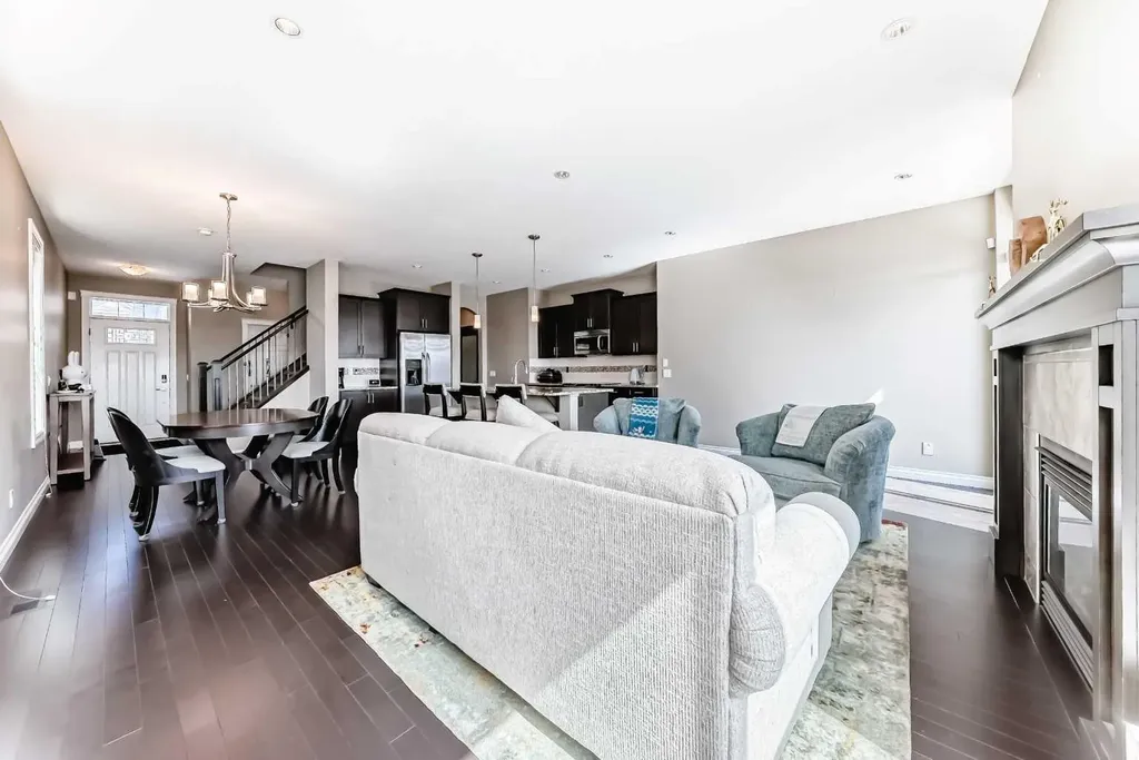 46 Nolanfield Road NW Calgary AB T3R 0N1