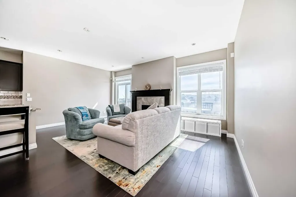 46 Nolanfield Road NW Calgary AB T3R 0N1