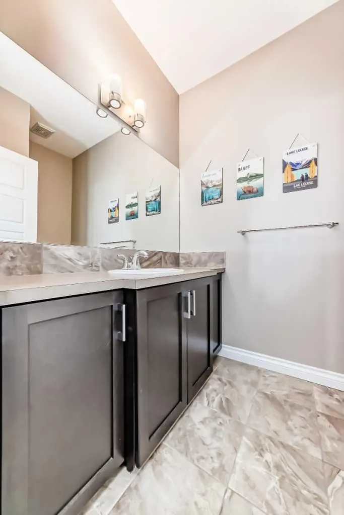 46 Nolanfield Road NW Calgary AB T3R 0N1