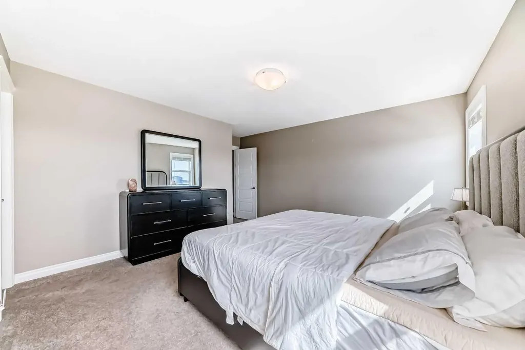 46 Nolanfield Road NW Calgary AB T3R 0N1