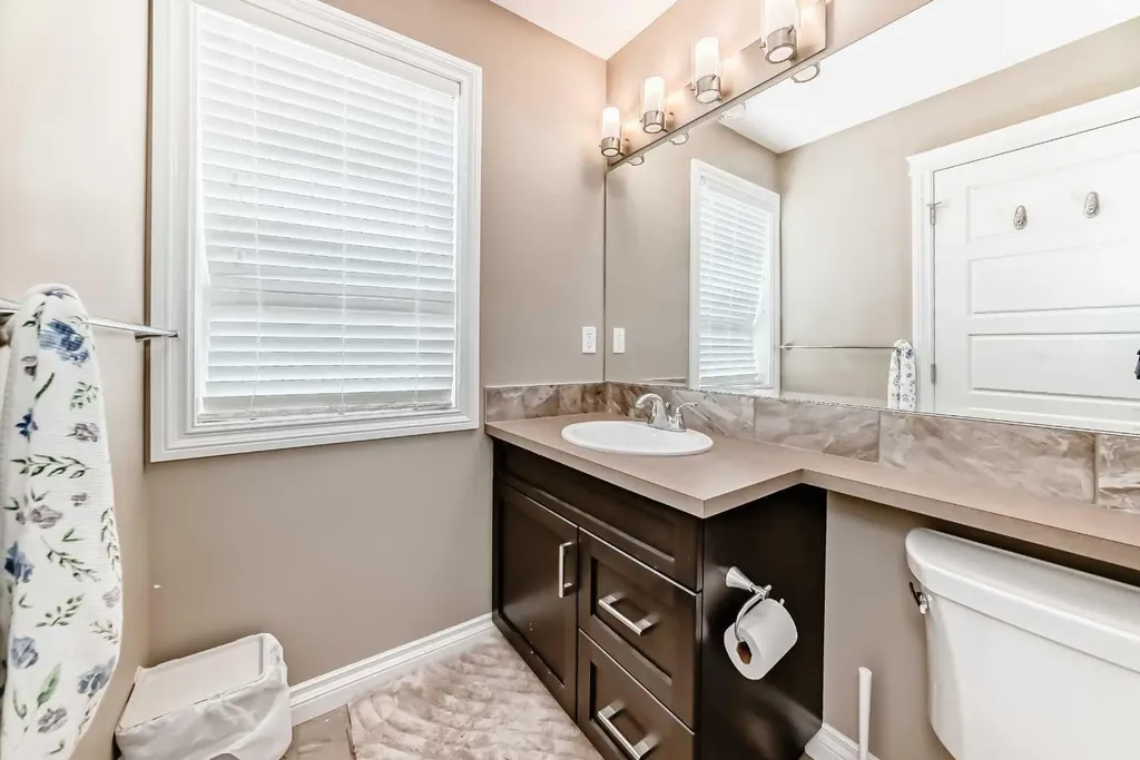 46 Nolanfield Road NW Calgary AB T3R 0N1