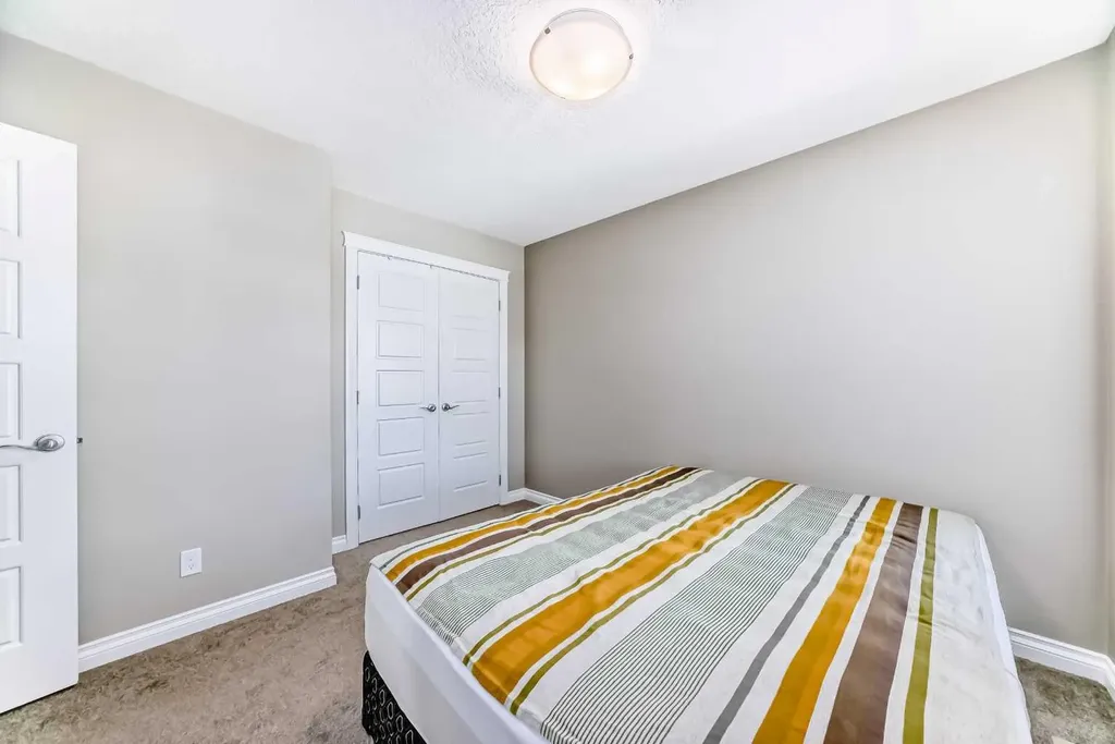 46 Nolanfield Road NW Calgary AB T3R 0N1