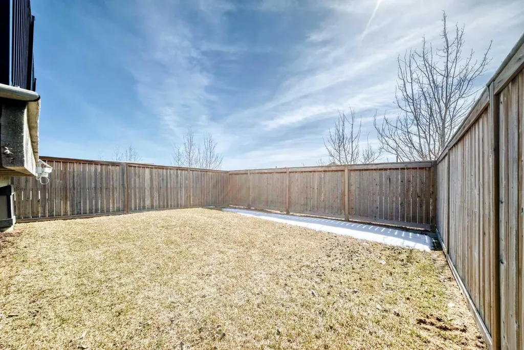 46 Nolanfield Road NW Calgary AB T3R 0N1