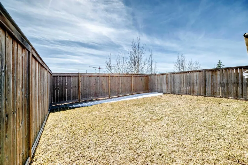46 Nolanfield Road NW Calgary AB T3R 0N1