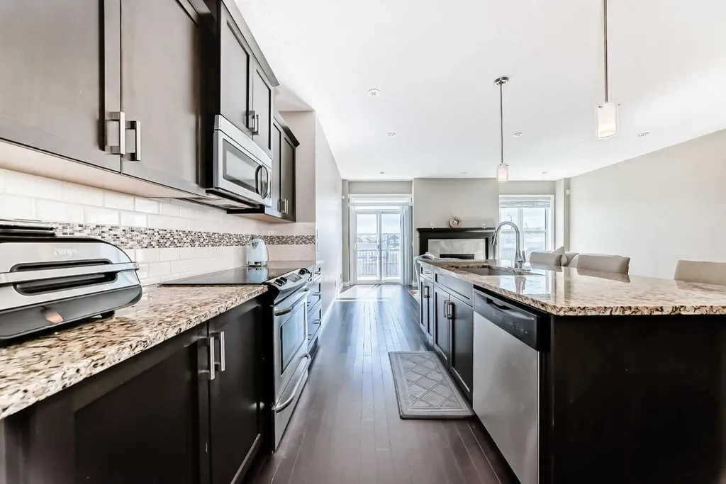 46 Nolanfield Road NW Calgary AB T3R 0N1