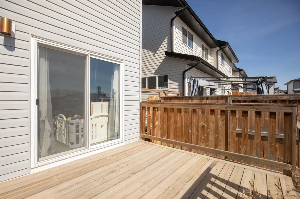 95 Palmer Circle Blackfalds AB T4M 0N7