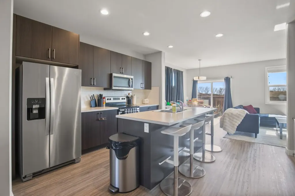 95 Palmer Circle Blackfalds AB T4M 0N7