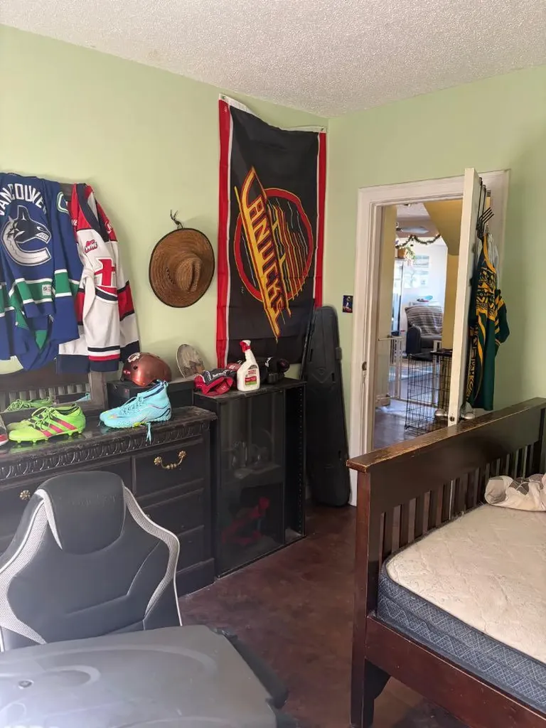 712 9 Avenue S Lethbridge AB T1J 1T5