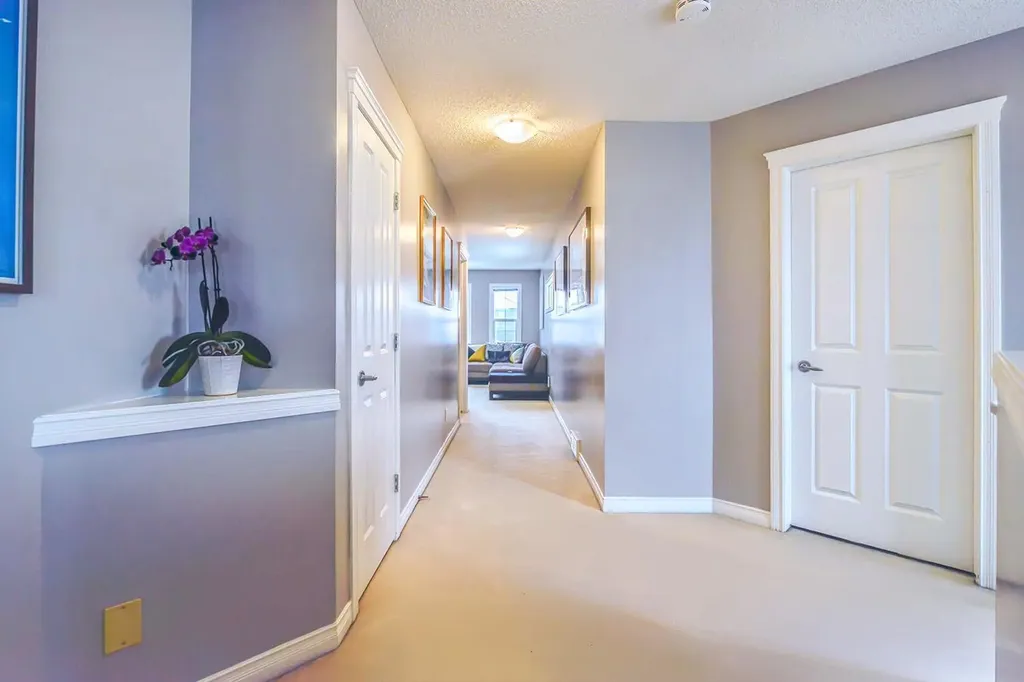 88 Evansford Road NW Calgary AB T3P 1G8