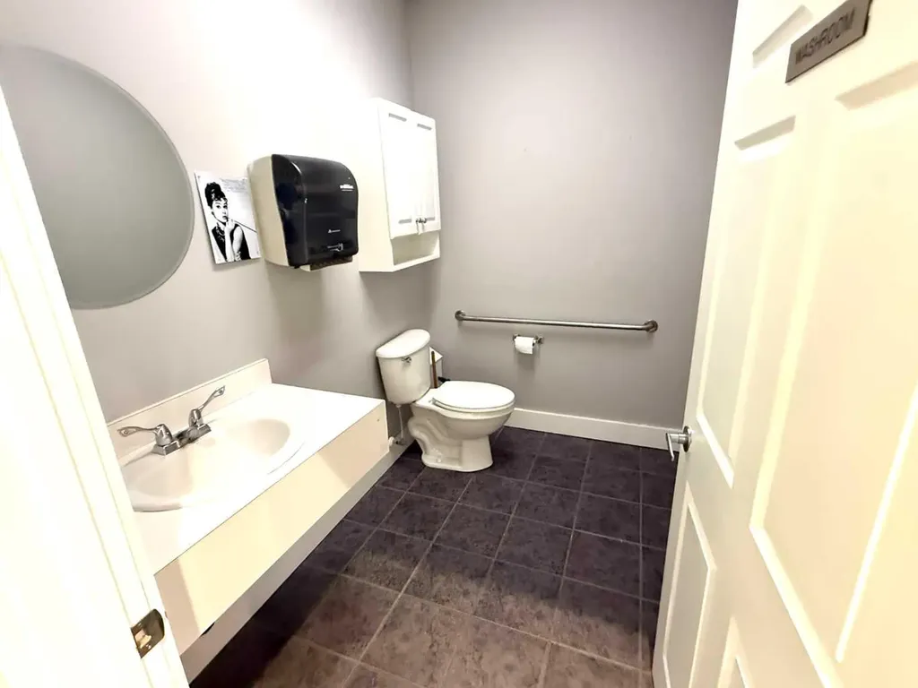 5212 48 Street Red Deer AB T4N 7C3