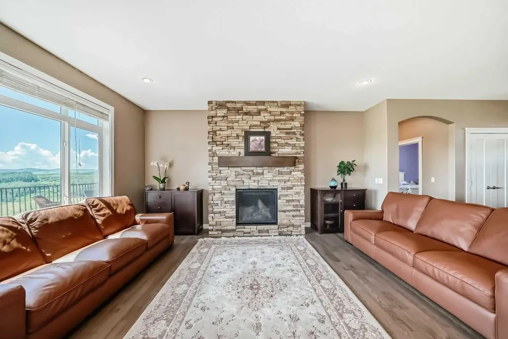 196096 144 Street W Rural Foothills County AB T1S1R8