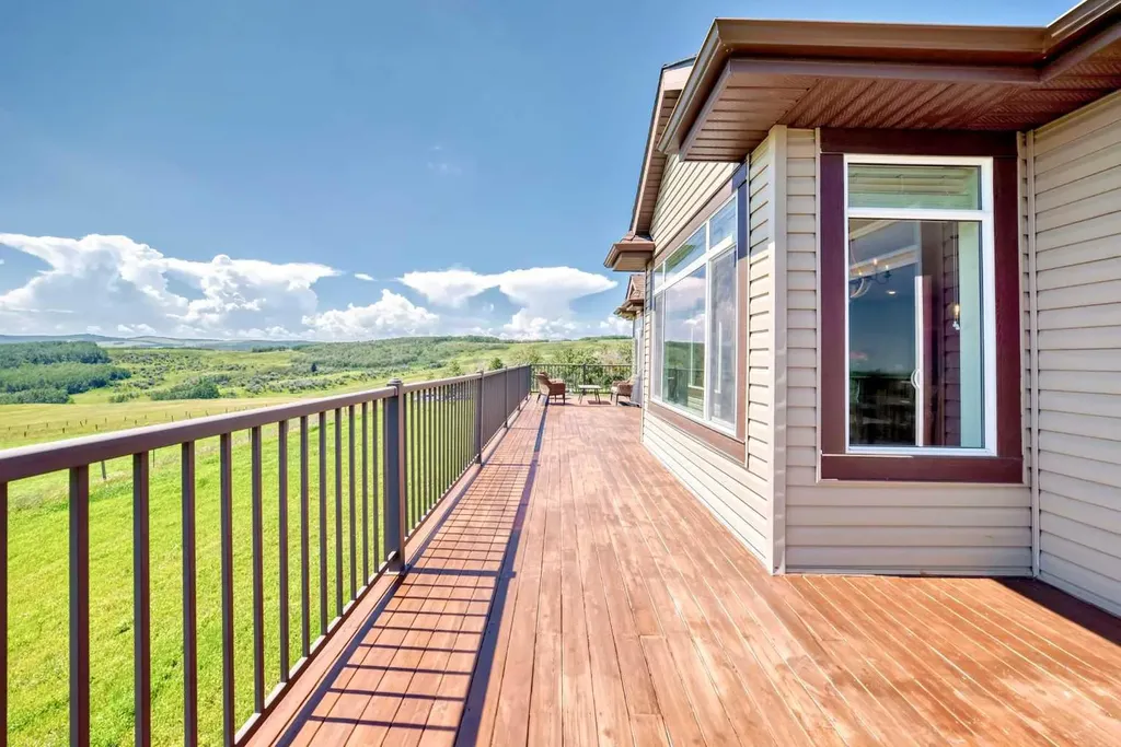 196096 144 Street W Rural Foothills County AB T1S1R8