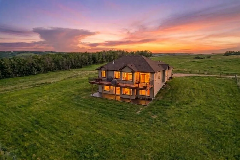 196096 144 Street W Rural Foothills County AB T1S1R8