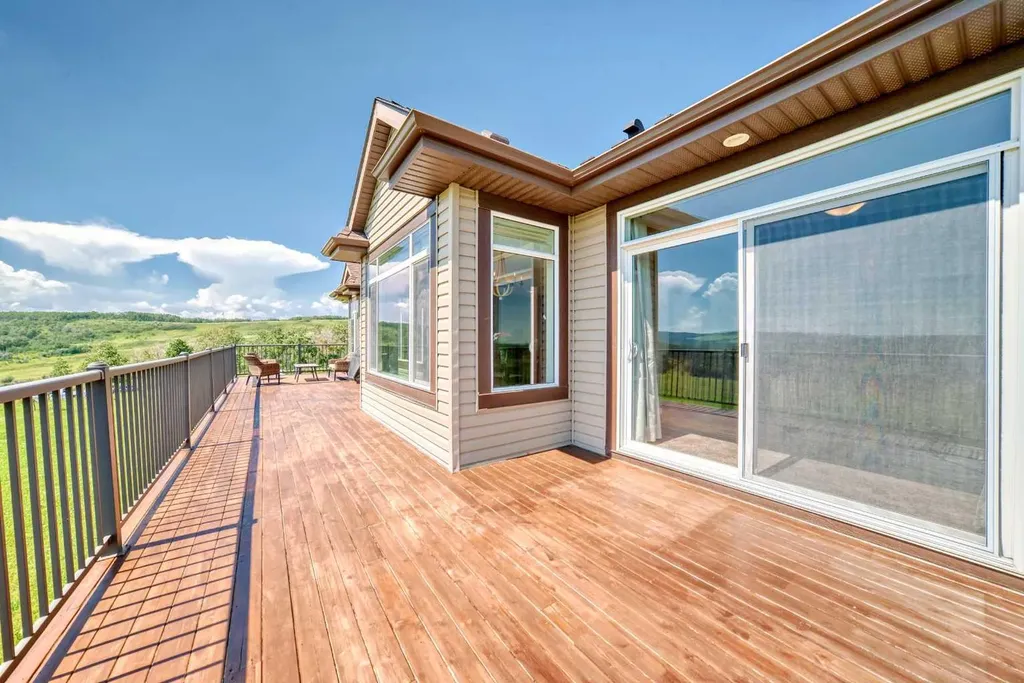 196096 144 Street W Rural Foothills County AB T1S1R8