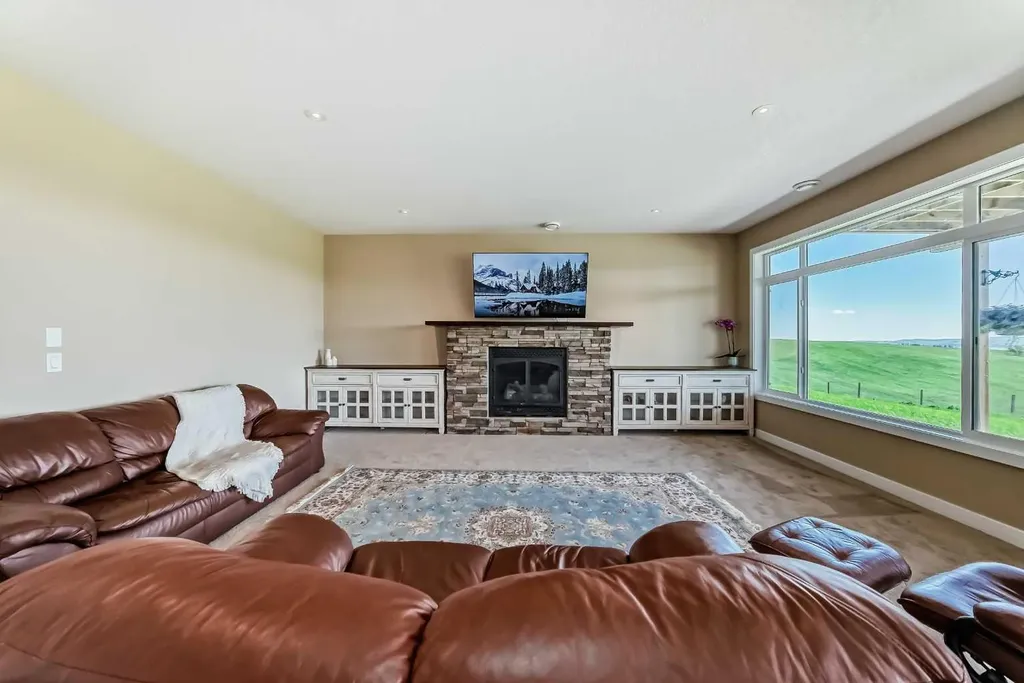 196096 144 Street W Rural Foothills County AB T1S1R8