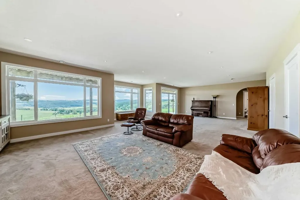 196096 144 Street W Rural Foothills County AB T1S1R8