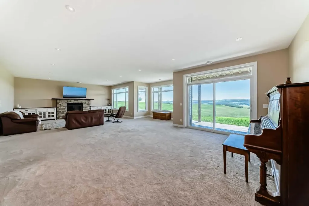 196096 144 Street W Rural Foothills County AB T1S1R8