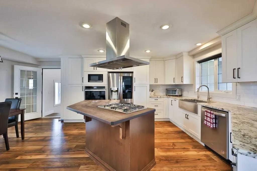 609 7 Avenue Stirling AB T0K 2E0