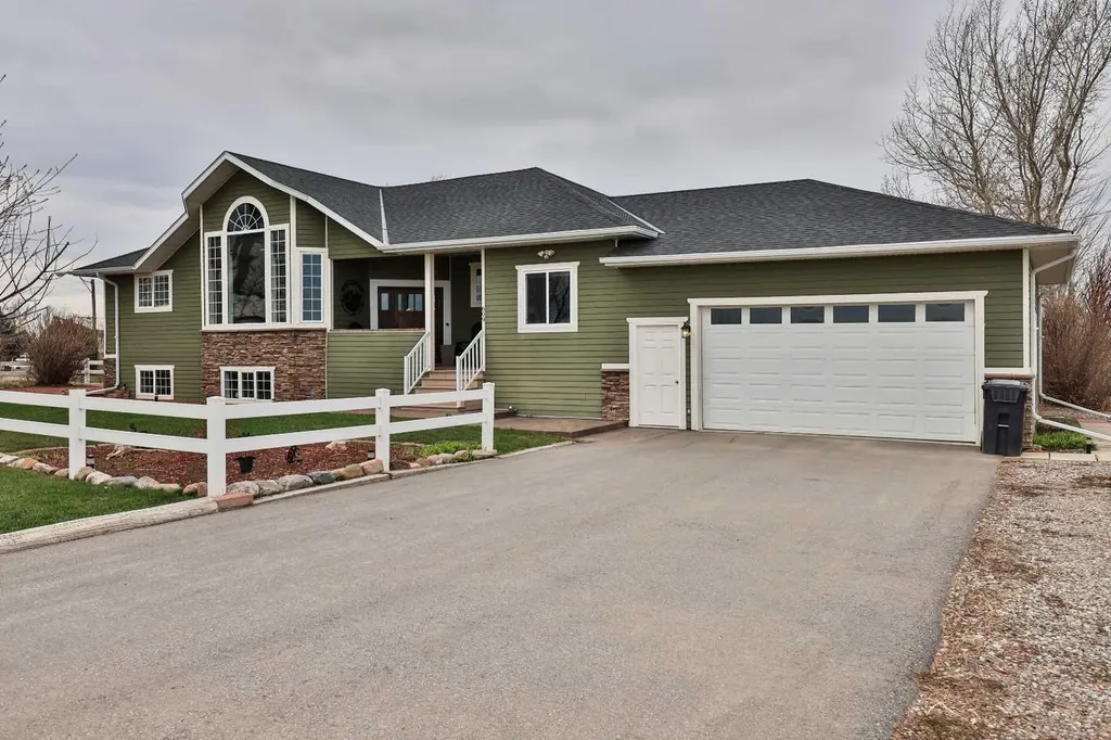 609 7 Avenue Stirling AB T0K 2E0